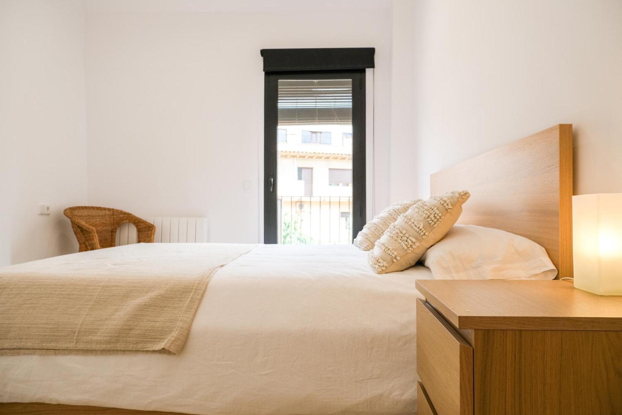 Ca Leudald 3 Apartamento En Besalu Con Terraza Exterior photo