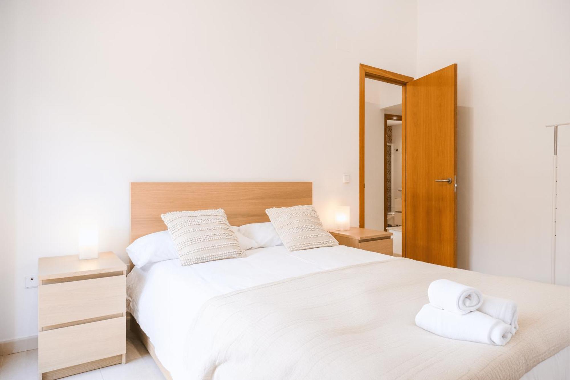 Ca Leudald 3 Apartamento En Besalu Con Terraza Exterior photo